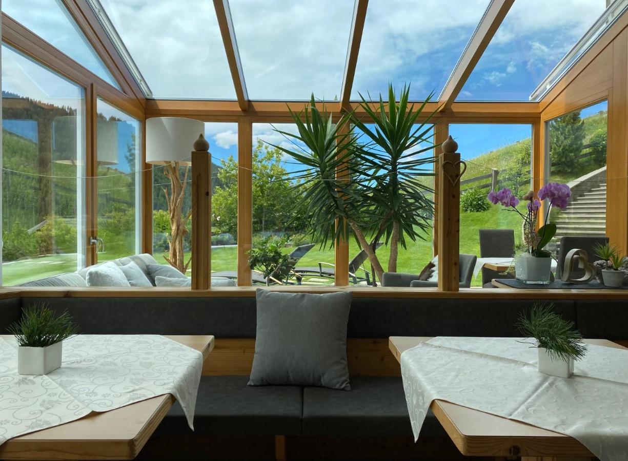 Garni Sunela B&B Sëlva Buitenkant foto