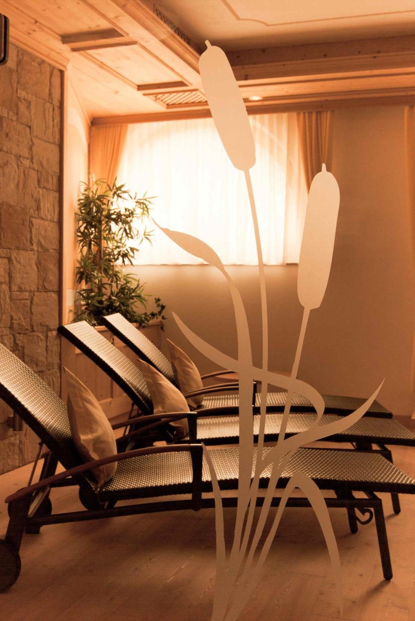Garni Sunela B&B Sëlva Buitenkant foto