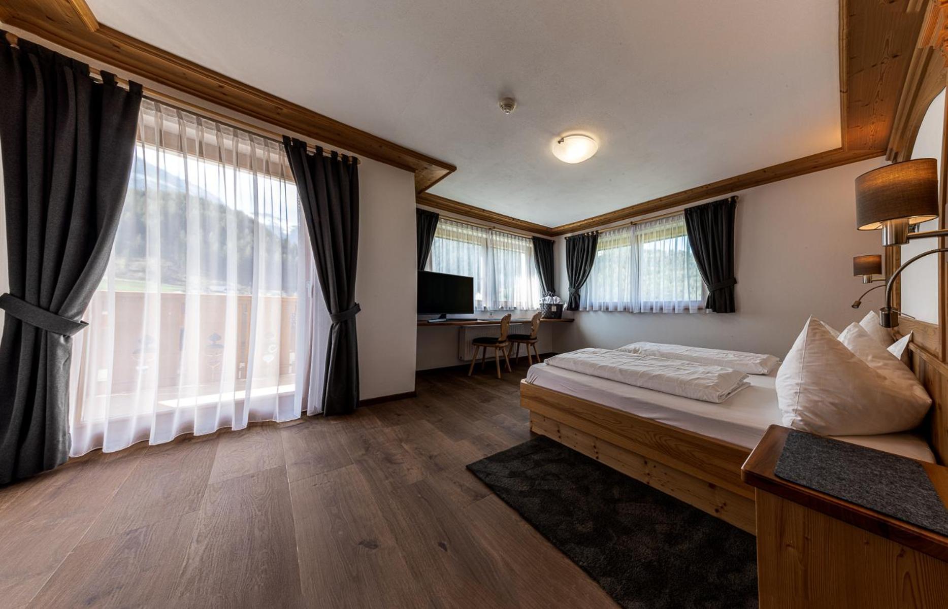 Garni Sunela B&B Sëlva Buitenkant foto
